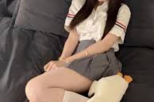 相亲舞台上的“富豪”人设崩塌：148万二手奥迪冒充宾利